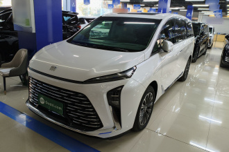 别克GL8 2025款 陆尊 尊享版