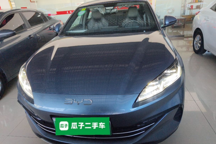 比亚迪 海豹06新能源 2024款 DM-i 80KM尊贵型车身外观2