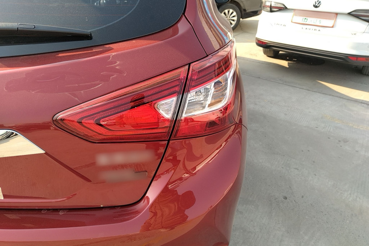 日产 骐达TIIDA 2024款 1.6L CVT智行版车身外观9