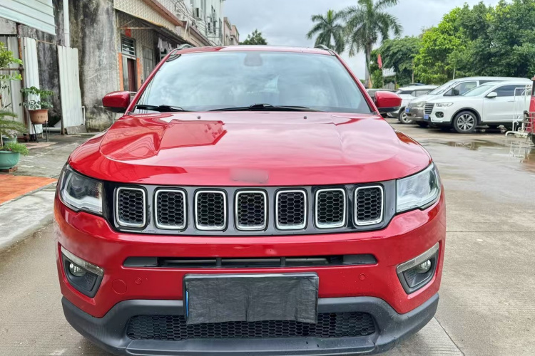 Jeep 指南者 2020款 220T 自动精英版车身外观6001