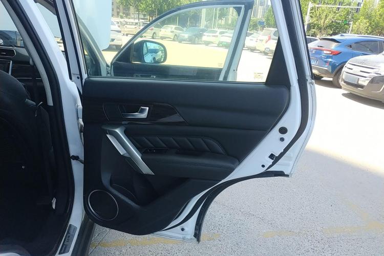 哈弗H2 2016款 红标 1.5T 自动两驱豪华型中控内饰45