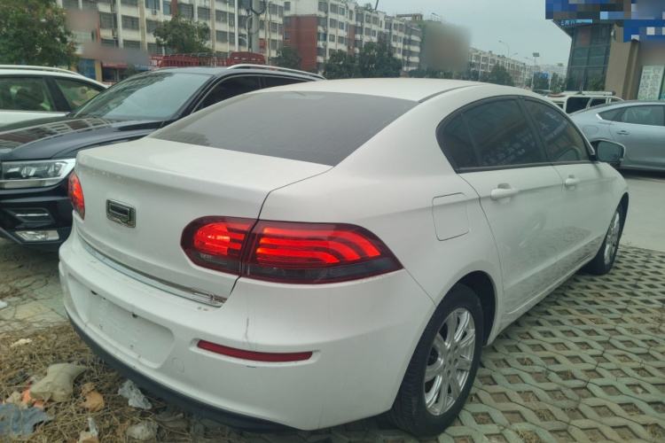 观致3 2018款 三厢 1.6L 自动领先型车身外观7