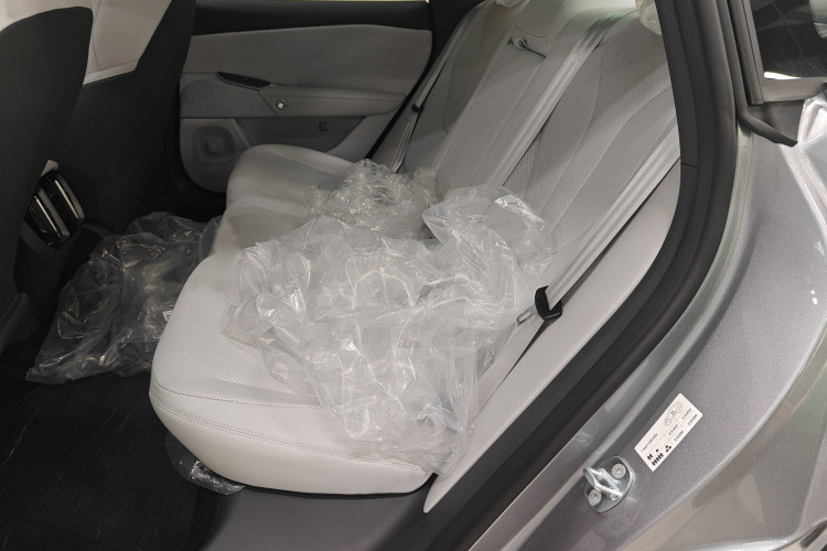 ARCFOX极狐 极狐 阿尔法S5 2025款 改款 560PRO 185kW中控内饰7001