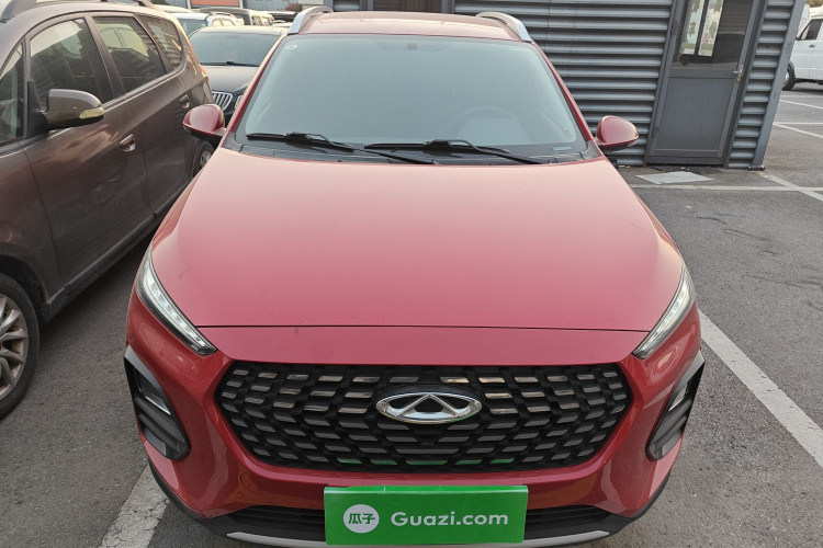 奇瑞 瑞虎3X 2021款 PLUS 1.5L CVT痛快红枣版II型车身外观2