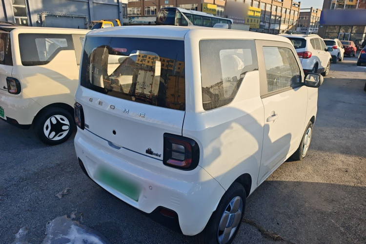 吉利银河 2024款 熊猫mini 200km 耐力熊车身外观6003