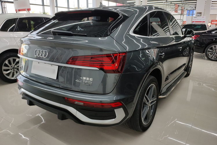 奥迪Q5L Sportback 2021款 40 TFSI 时尚型车身外观6005