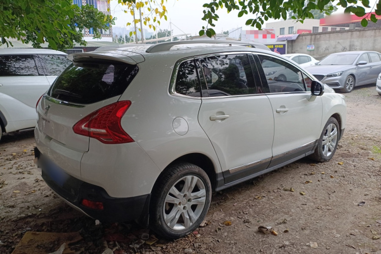 标致3008 2013款 1.6THP 自动至尚版车身外观6010