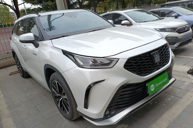 丰田 皇冠陆放 2021款 2.5L HEV四驱尊贵版车身外观3