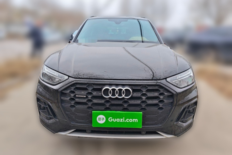 奥迪Q5L 2023款 40T 豪华动感型车身外观2
