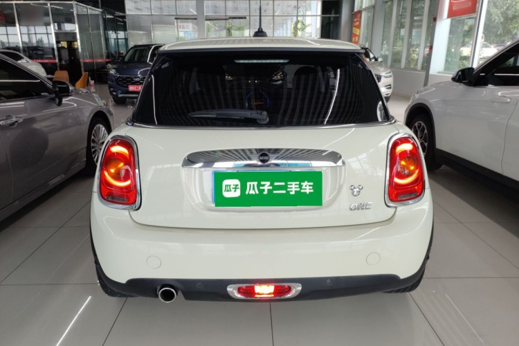 MINI 2019款 1.5T ONE PLUS车身外观6004