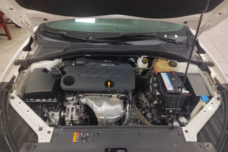 名爵 MG5 2022款 180DVVT CVT青春豪华版局部细节24