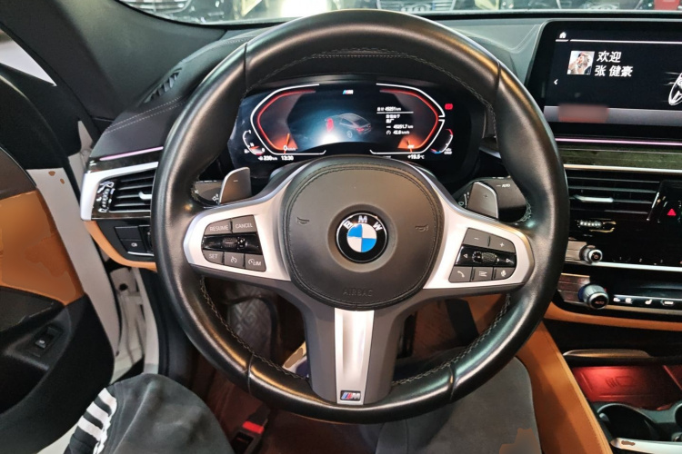 宝马6系GT 2022款 630i M运动套装中控内饰13