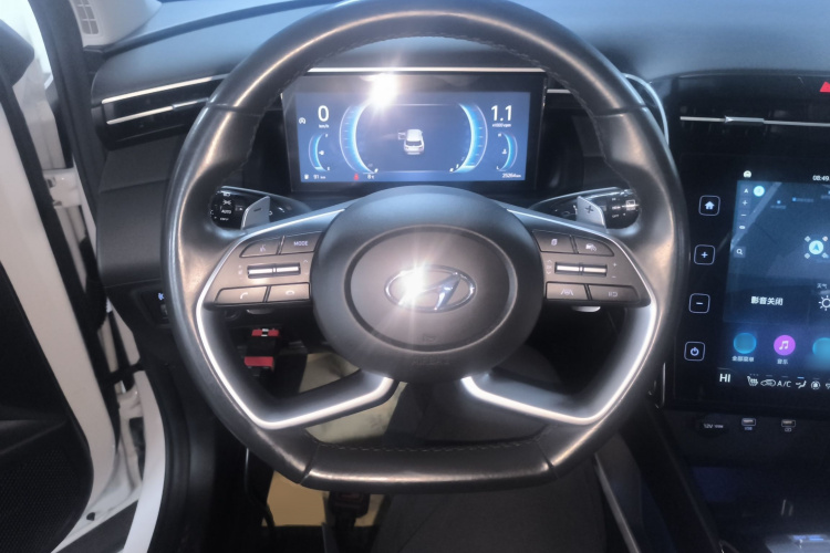 现代 2023款 途胜L 1.5T 自动两驱LUX尊贵版中控内饰13