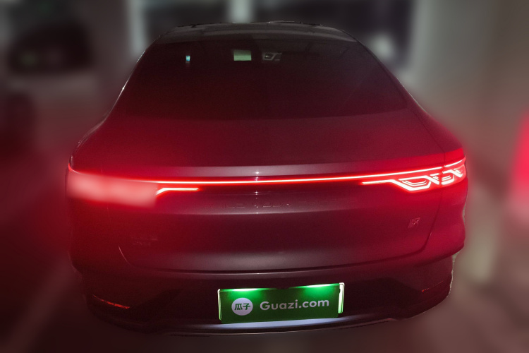 比亚迪 汉 2023款 DM-i 冠军版 200KM 旗舰型车身外观6