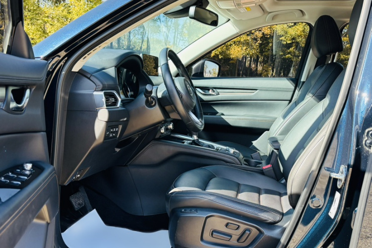 马自达CX-5 2022款 2.5L 自动四驱尊耀型中控内饰7006