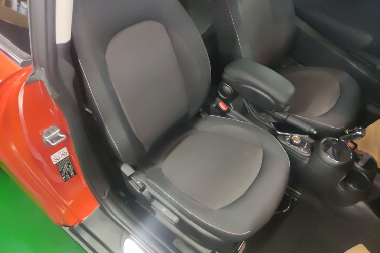 MINI 2019款 1.5T ONE PLUS局部细节41