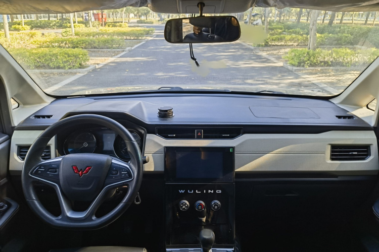 五菱汽车 五菱征程 2021款 1.5T 手动豪华型中控内饰7002