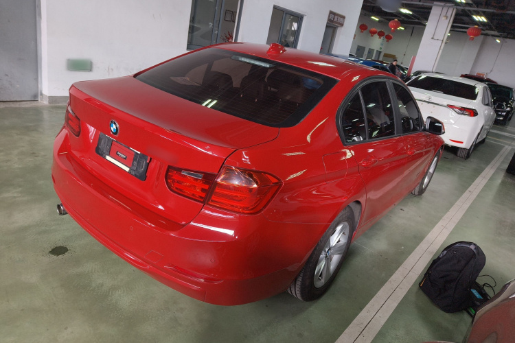 宝马3系 2014款 320i 时尚型车身外观6005