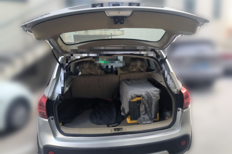 日产 逍客 2012款 1.6XE 风 5MT 2WD局部细节23