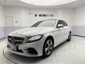 奔驰C级 2019款 改款 C 260 L 运动版