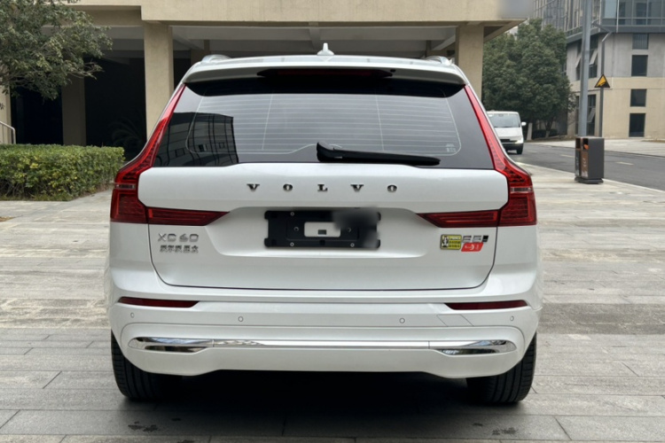 沃尔沃XC60 2025款 B5 四驱智远豪华版车身外观6007