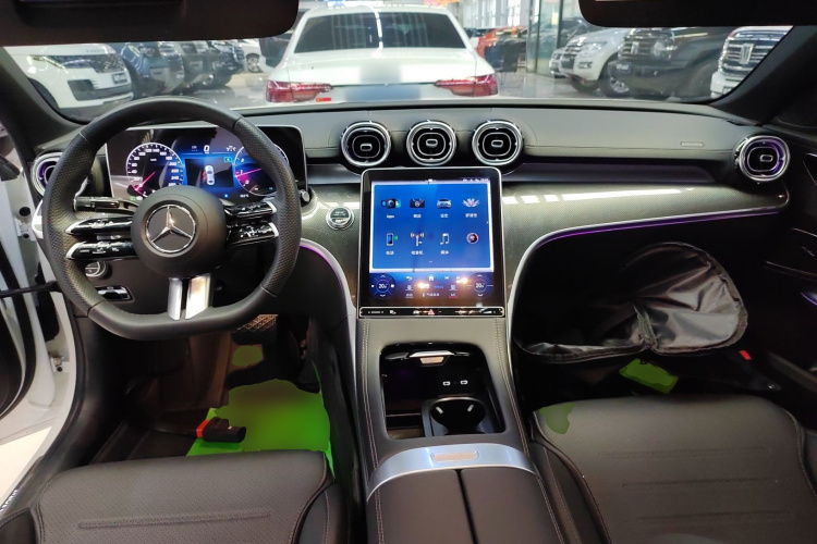 奔驰C级 2024款 改款 C 260 L 运动版中控内饰12