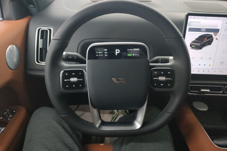 理想汽车 理想L8 2023款 Air中控内饰13