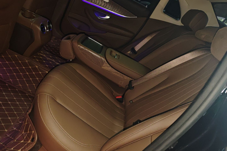 奔驰E级 2020款 改款 E 260 L中控内饰21