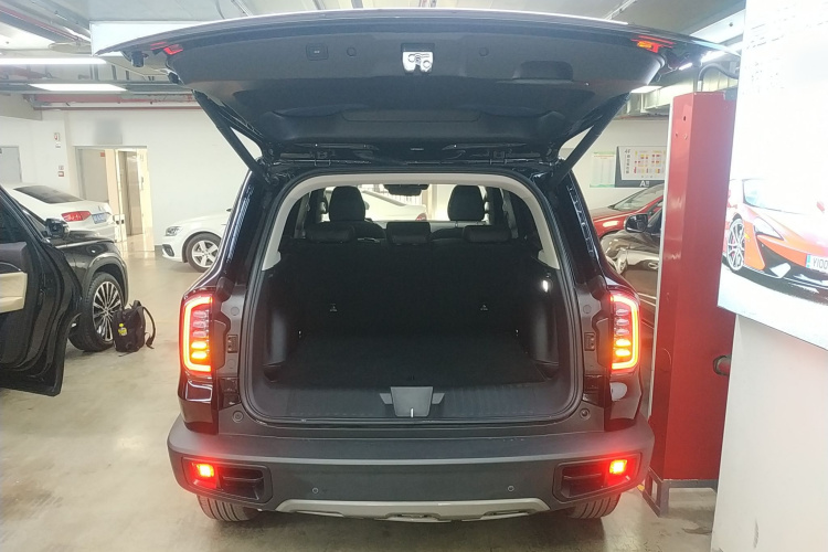 哈弗大狗 2024款 2.0T DCT中华田园犬版机舱底盘23