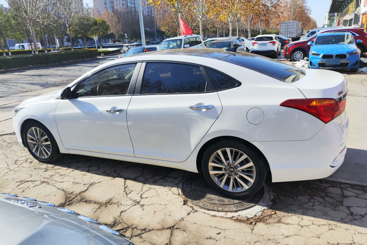 现代 名图 2017款 1.8L 自动智能型GLS 国V车身外观4