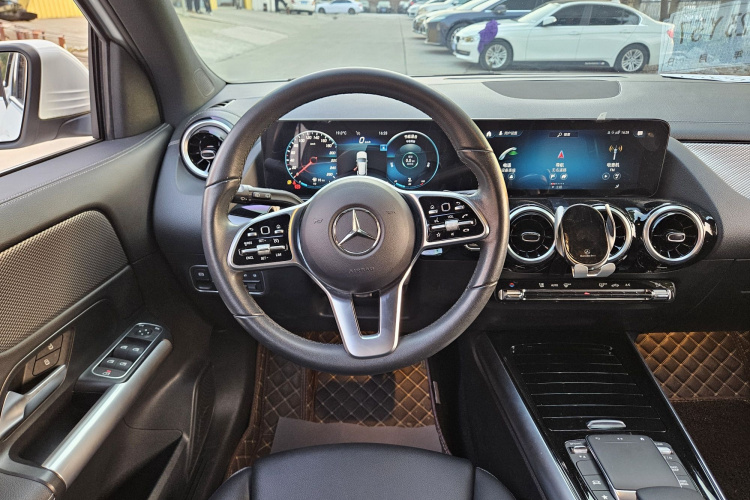 奔驰GLA 2022款 改款二 GLA 200局部细节13