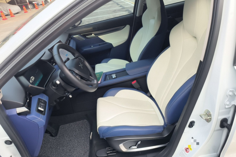 小鹏G3 2022款 G3i 520N+中控内饰19