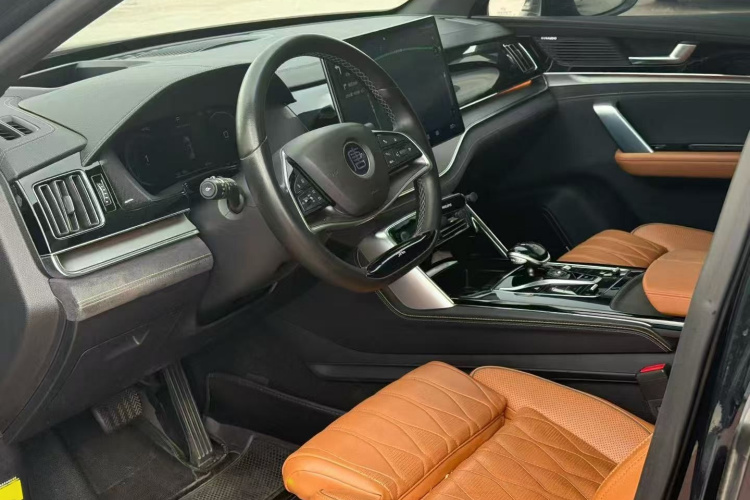 比亚迪 唐新能源 2022款 EV 730KM 尊享型中控内饰7004