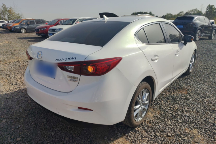 马自达3 昂克赛拉 2014款 三厢 1.5L 手动舒适型车身外观7