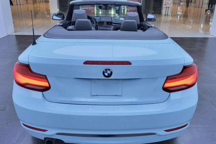 宝马2系(进口) 2018款 220i 敞篷轿跑车 运动设计套装车身外观6006