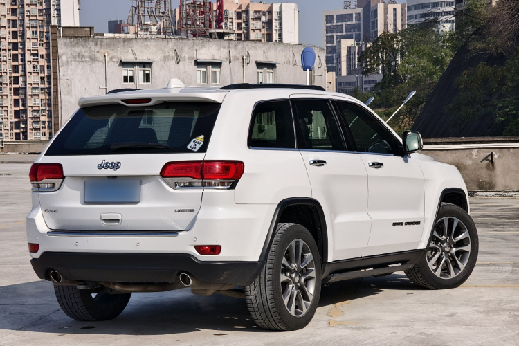 Jeep 大切诺基(进口) 2017款 3.0L 舒享导航版车身外观6003