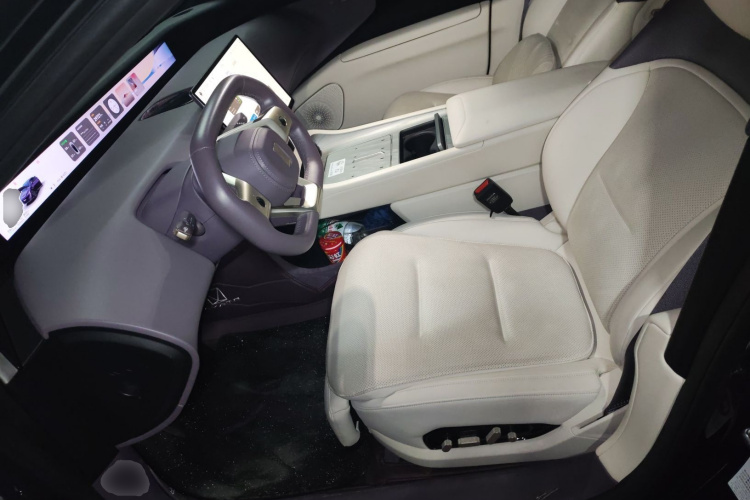 阿维塔12 2023款 650 三激光四驱性能版局部细节19