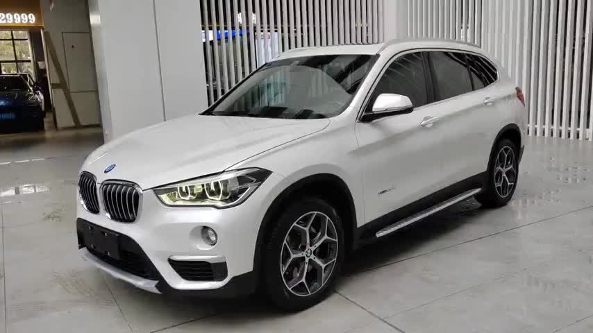 宝马X1 2018款 xDrive20Li 豪华型实拍1