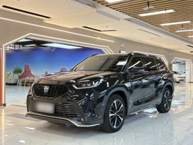 丰田 皇冠陆放 2022款 2.5L HEV四驱尊贵版