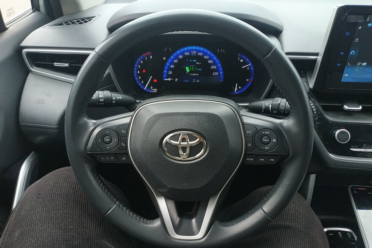 丰田 卡罗拉锐放 2022款 2.0L 旗舰版中控内饰13