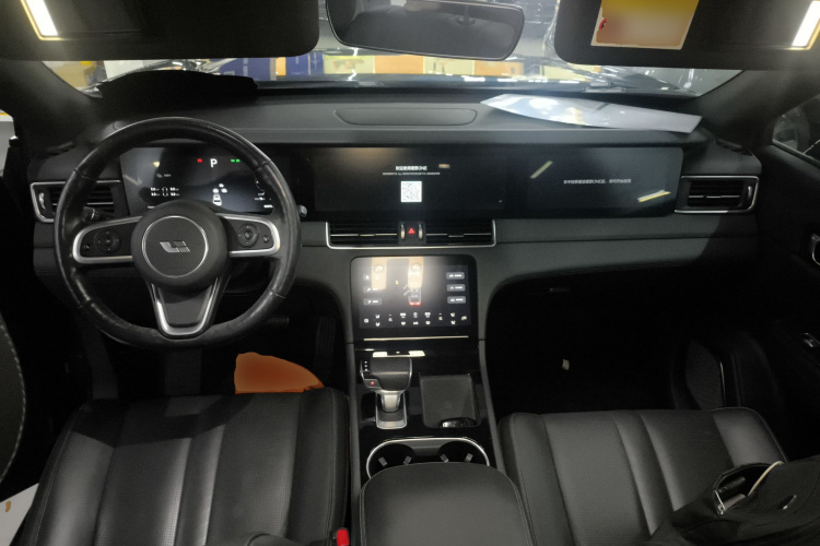 理想汽车 理想ONE 2020款 增程6座版中控内饰12