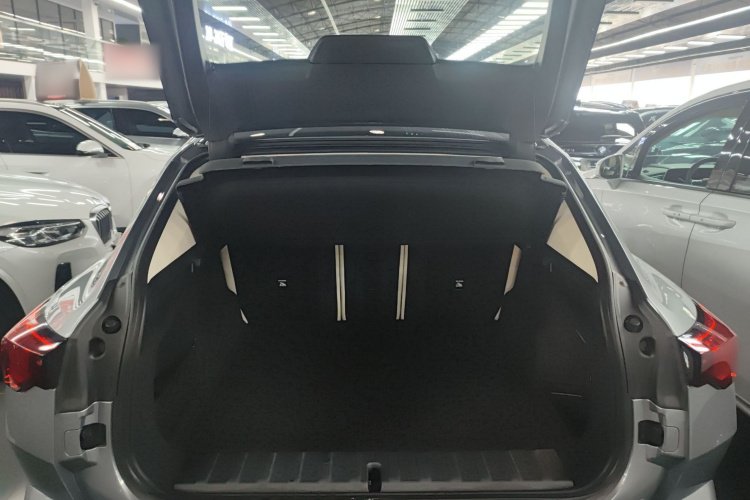 宝马X2(进口) 2024款 sDrive25i M运动套装局部细节23