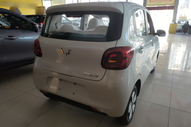 五菱汽车 宏光MINIEV 2025款 四门版 进阶款车身外观7