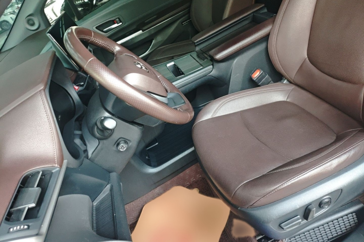 丰田 赛那SIENNA 2021款 2.5L混动 铂金版局部细节19