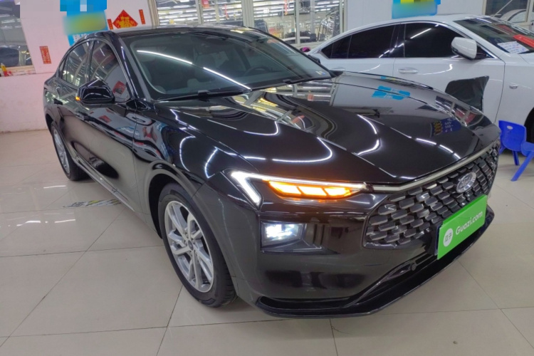 福特 蒙迪欧 2022款 改款 EcoBoost 245 豪华型车身外观3
