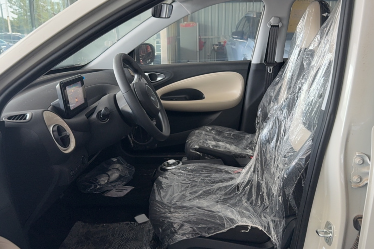 五菱汽车 五菱缤果 2024款 203km 轻享款中控内饰7004