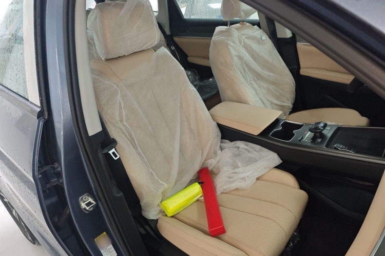 比亚迪 宋Pro新能源 2025款 第二代 DM-i 75KM超越型局部细节41