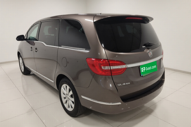 别克GL8 2017款 25S 尊贵型 国V车身外观5