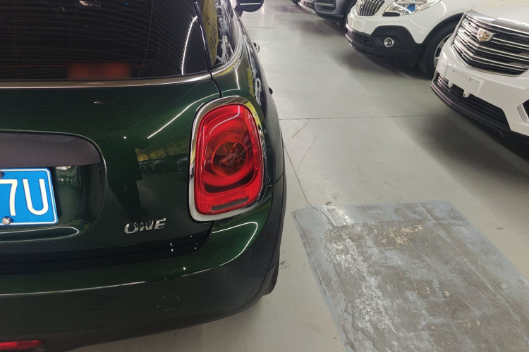 MINI 2018款 1.5T ONE车身外观9