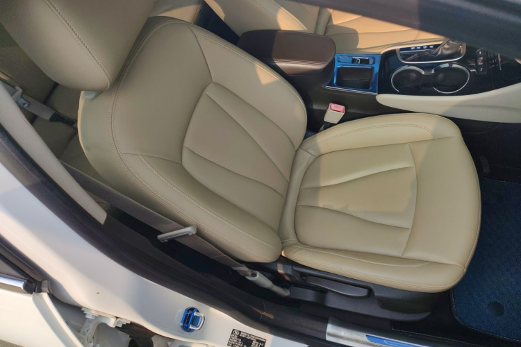 别克 威朗 2017款 三厢 15S 自动进取型局部细节41